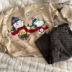 Snoopy crewneck with checkered pants